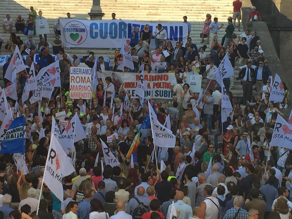 #marinodimettiti #elezionisubito #roma #dimissioni <a href="/AngelilliR/">Roberta Angelilli</a>