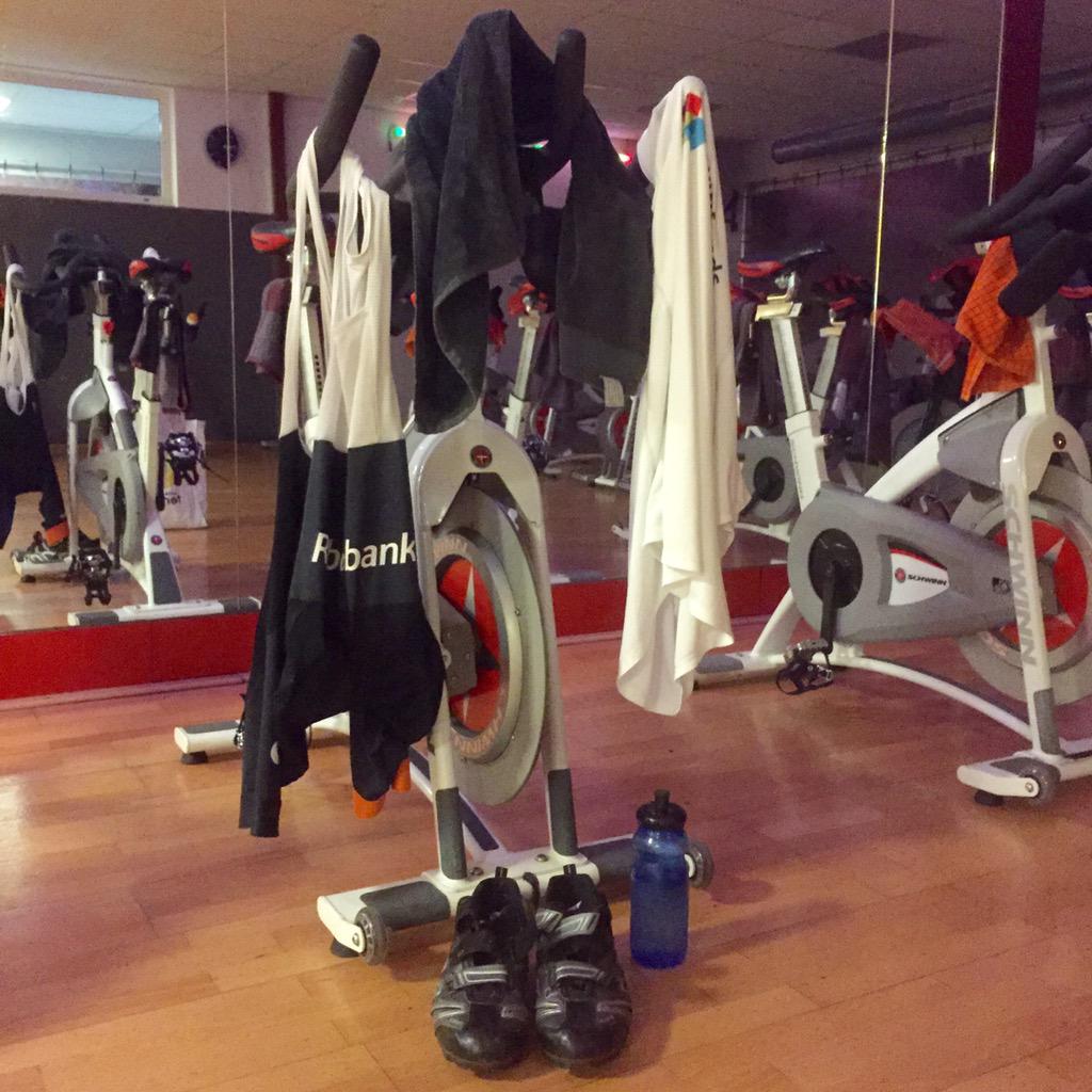 BerryBeing's tweet photo. Luie zweet van op de kont zitten bij @bpd_nl_m is er uit @bodyactionwehl #spinning #airco #lekker http://t.co/wp4QLBYeQG
