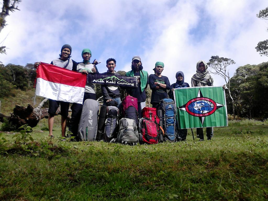 abank_ridho's tweet photo. Lembah Terbuang, Kanreapia http://t.co/Xj6Y7gQz8U