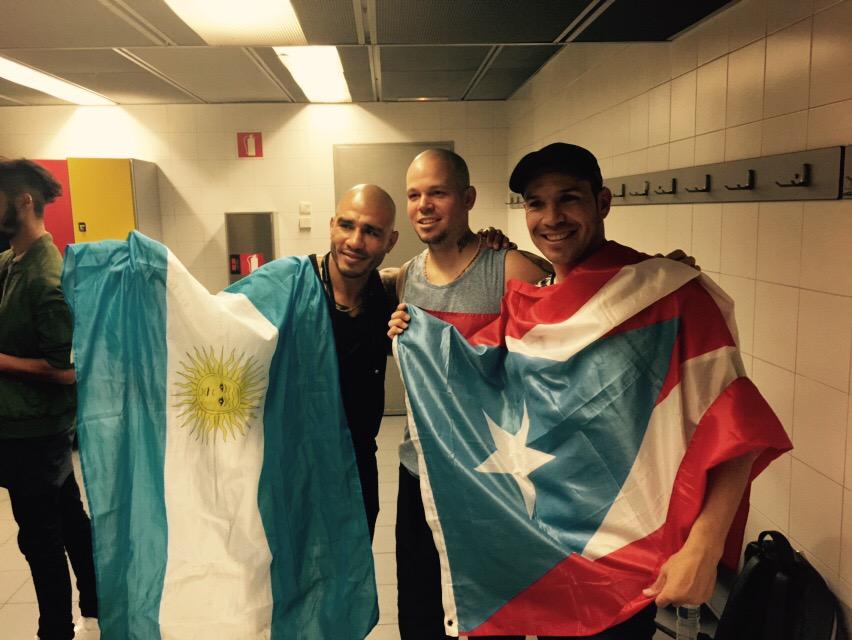 maravillabox's tweet photo. Al fin del día esto es lo queda. Gracias @Calle13Oficial Gracias @RealMiguelCotto http://t.co/GQS3X0EPuw