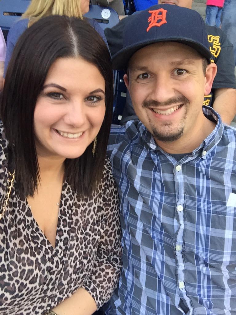KcShae10's tweet photo. At TD for the #CollegeHRDerby with @JoshBenson18 where we had our first date 3 years ago! #37DaysTilWeGetMarried http://t.co/rPJEH6hlKU