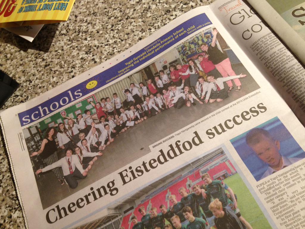 YsgolNant's tweet photo. Llwyddiant Nant yn y wasg heddiw/ Nant's success in today's Journal @Carmjournal @UrddMyrddin #urdd2015 http://t.co/b33SgWmdNZ