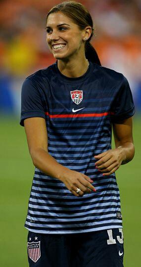 Happy birthday to the beautiful an talented Alex Morgan undoubtedly one of the most talented soccer players out there 