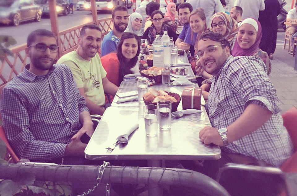 TYNasbl's tweet photo. La #TeamTYN réunie pour un Iftar après une réunion intensive pour la préparation du salon MYND. Pleins de surprises ! http://t.co/GZPkSi4YMZ