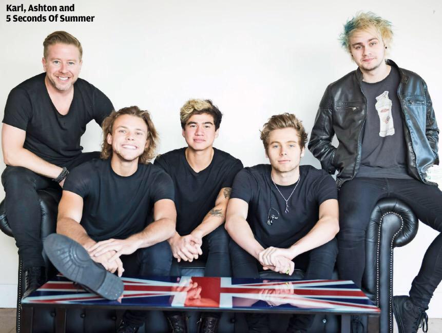 _5SOSFAMUPDATES's tweet photo. HQ || 5SOS with @KarlBrazilDrums in this month's Rhythm Magazine 📷: @Will__Ireland http://t.co/PGXIqEOY3r
