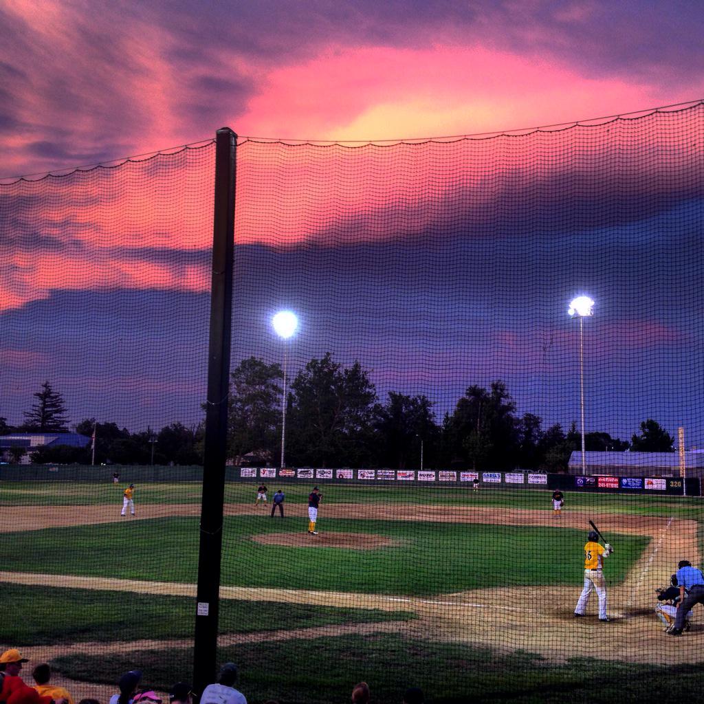 NateAbaurrea's tweet photo. Last night in Redding, CA...
@reddingcolt45s @GoldSoxBaseball
This one takes the cake. For now...
#RadioLife #KCNR http://t.co/Cy0AgFg2se