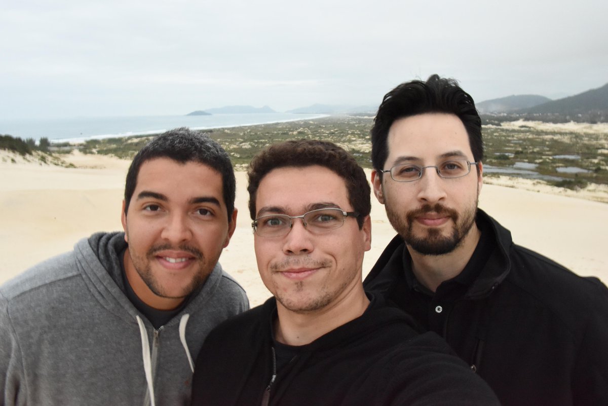 brunoborges's tweet image. Chegamos em #Floripa pra sexta etapa da última parte do JUG Tour #20daysofJava! Hoje as 19h com o @gujavasc!