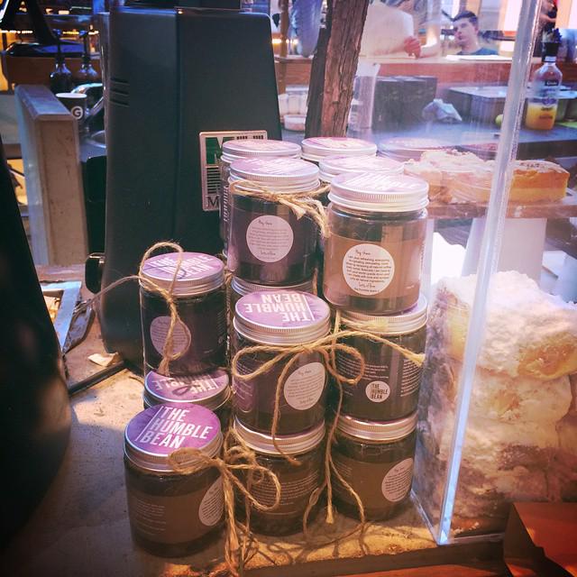 thehumblebeanau's tweet photo. Our #organic #coffeescrub is always made w/ extra virgin coconut oil to give that soft &amp; silky touch of healthy skin! http://t.co/TnCBJ9Nk5e