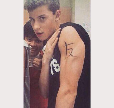 astromendess's tweet image. Signs as shawns muscles: Aries