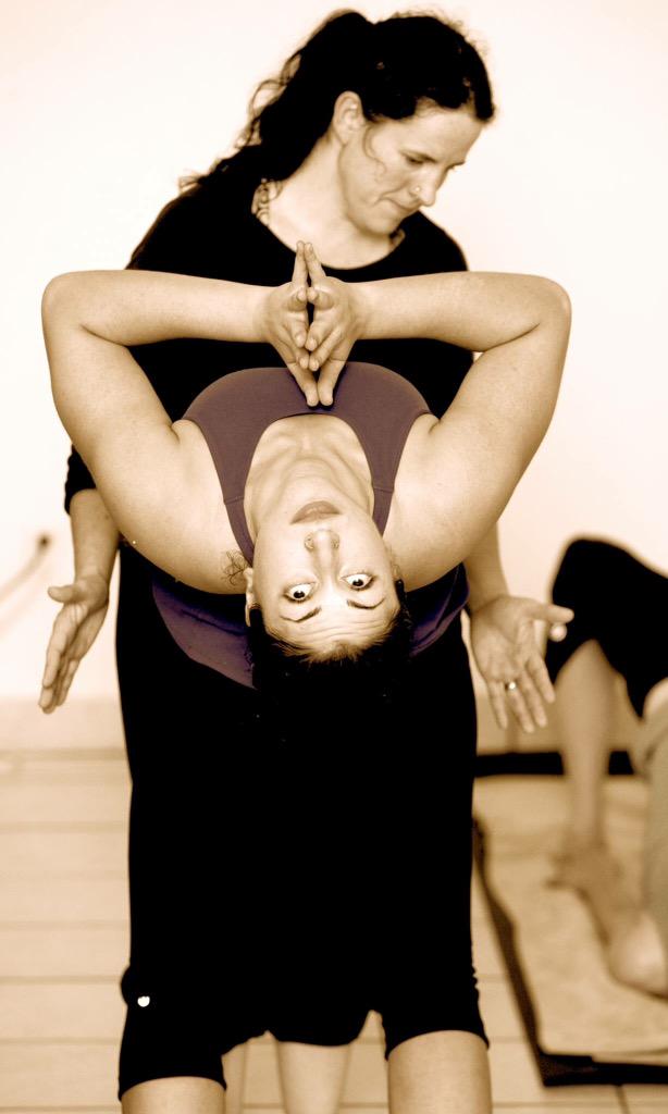 AshtangaTrue's tweet photo. Next Foundation level 1 classes run Mons July 6-Aug 10 from 7:30-9pm.Call 780 660 0713 to register #yoga #yeg http://t.co/DeIzMDKlMD
