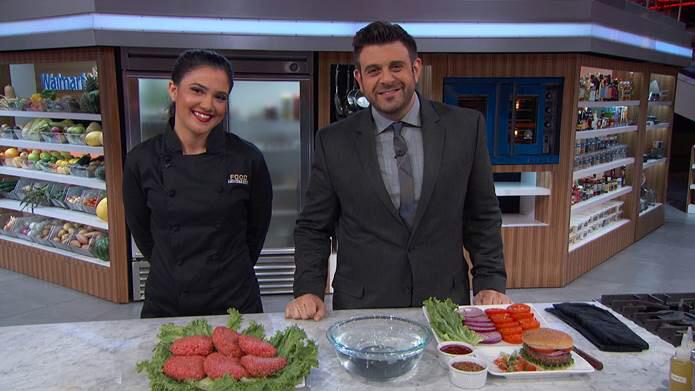 dbfinecook's tweet photo. Ecstatic to be a part of @nbcfoodfighters with the charming @adamrichman!! Tune in TONIGHT 👊🏻🔪🍍 #shoplikeachef http://t.co/V6Q9TRAcY8