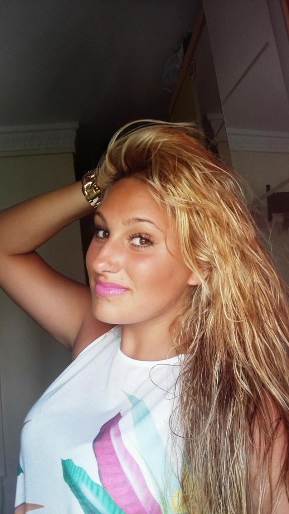 TailaSanche's tweet photo. Antes de correr aii k apremder a saver caminar...✌��� http://t.co/FuuzAP982g