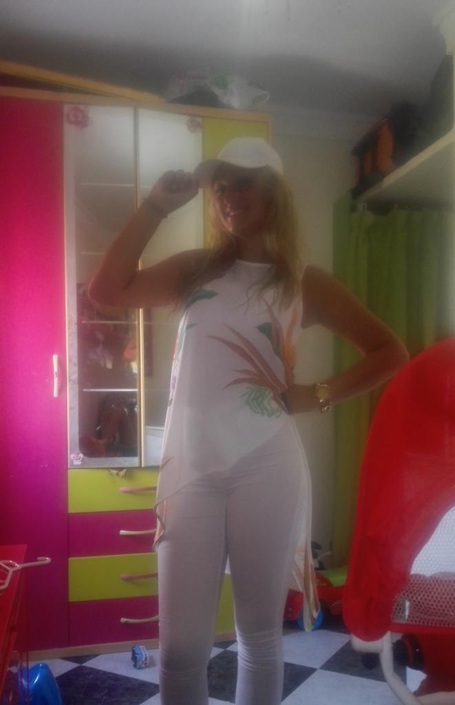 TailaSanche's tweet photo. Antes de correr aii k apremder a saver caminar...✌��� http://t.co/FuuzAP982g
