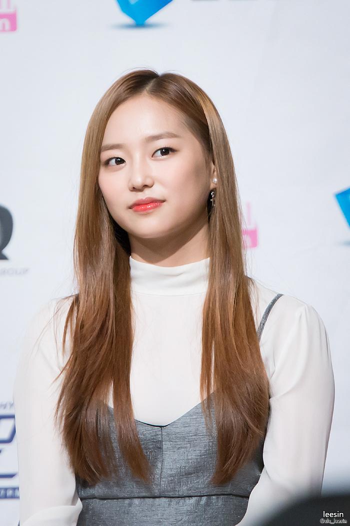 CI8u8rZWsAAfy2-.jpg:large