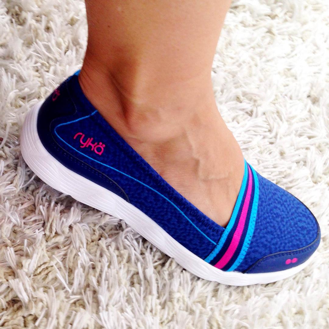 ryka's tweet photo. 10pm ET: #Ryka SWIVEL PLUS #walkingshoes w/ @LeilaniRykaGirl on @QVC Plus #StyledOut! #qvcplus http://t.co/AvPOhIeoBN http://t.co/uK1NZUCJBt