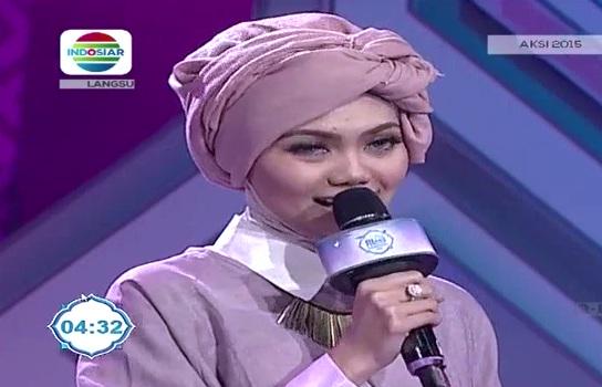 Tausyiah tth <a href="/Rina_Nose/">Rina Nose</a> <a href="/RinaNoseFans/">Fans of @Rina_Nose</a>  sangat menyentuh banget jadi terharu