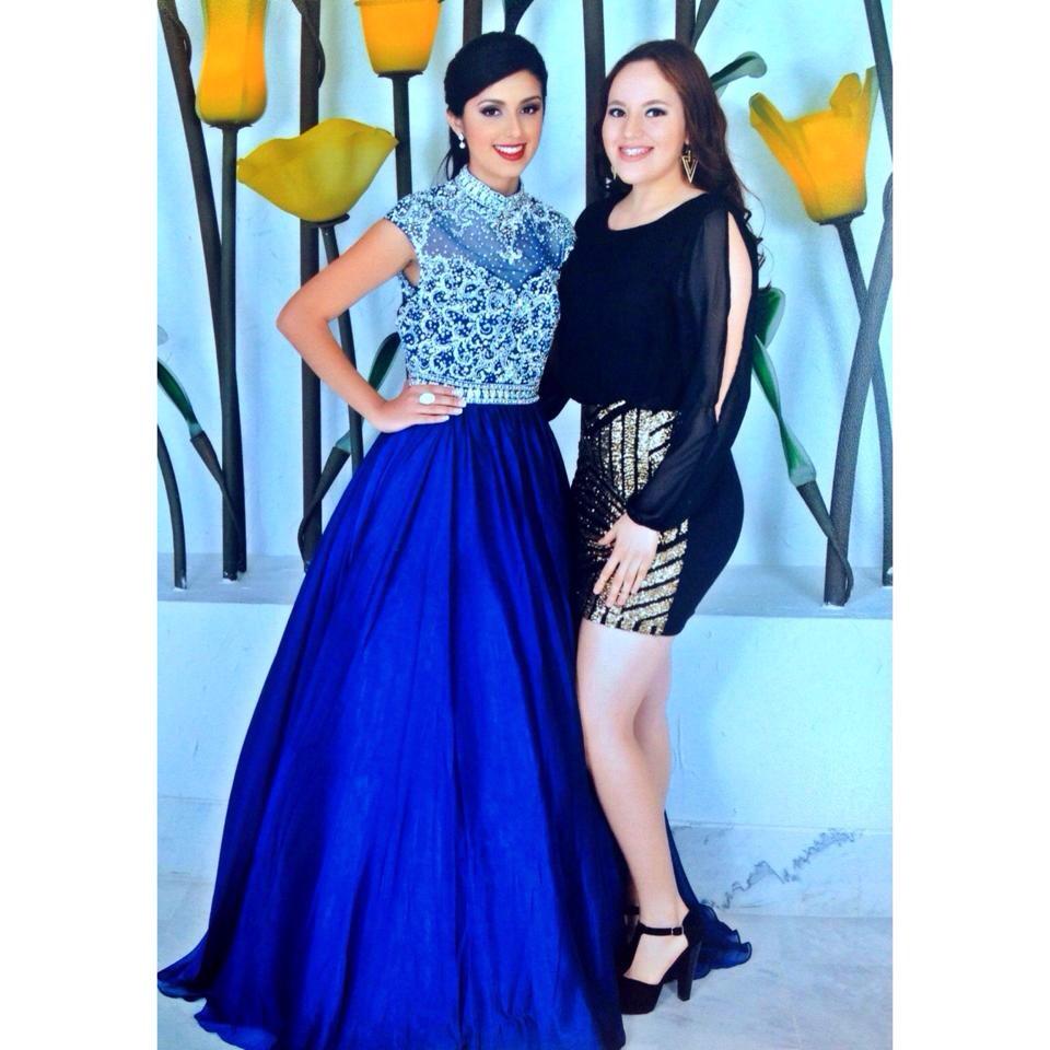 MaJoVRogel's tweet photo. Más que una amiga, más que una hermana, te súper adoro comare 👭💙 gpt 😍 @cata19977 http://t.co/xWT6pgbdpZ