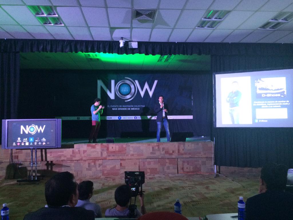 novaeramx's tweet photo. Ahora escuchamos a D-Shoes #StartUpMexicana #NowDemoDay @NOWDemoDay Cambiando la manera de caminar de los diabeticos http://t.co/RWglNL4I7G