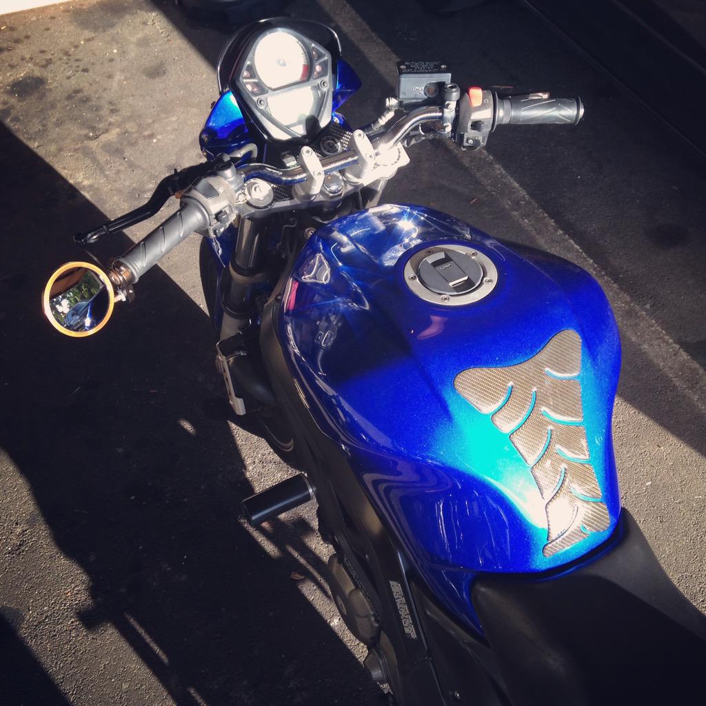 kylejchin's tweet photo. Ahh, summer... The season for afternoon garage sessions, upright handlebars, &amp; the wind in your face. #sv650 #braaap http://t.co/knRhjLVHTR