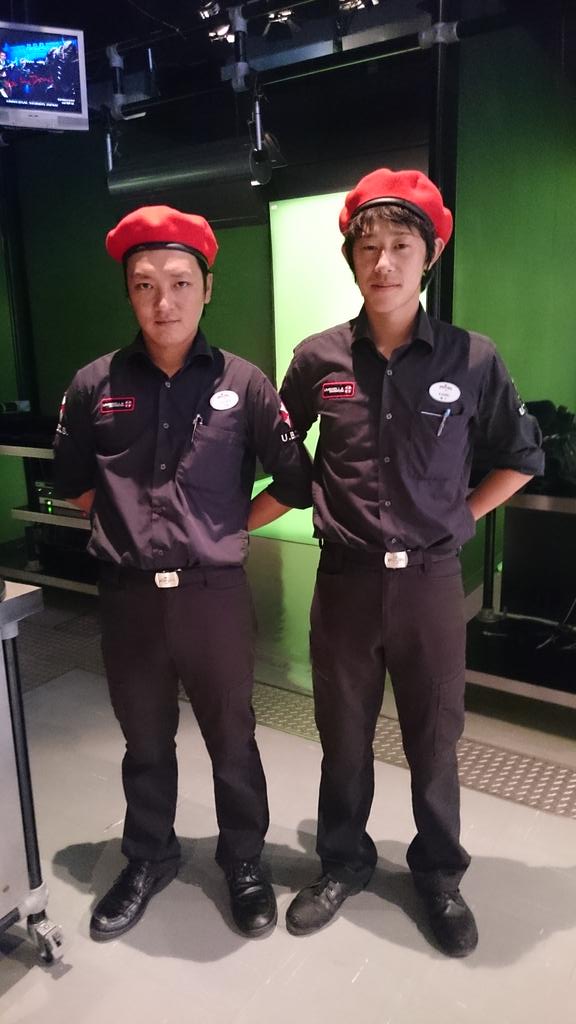 USJ 限定 バイオハザード 警官 制服 L Yahoo!オークション -「usj バイオハザード」の落札相場・落札価格