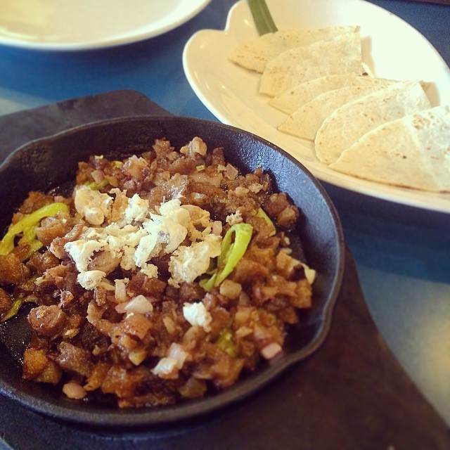 Treat yourself to our Sisig Wraps at #SiklabPh.
Photo by @icon_mikey