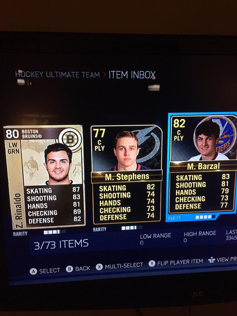 Henreeek's tweet photo. RT AND Follow to enter!! winner picked when I hit 2,400 subscribers on youtube! https://t.co/tpVIoQtwHt 
3 winners! http://t.co/hfiEAvYyLL