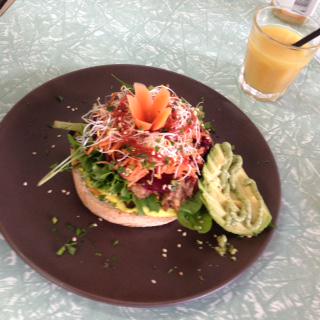 Bliss Cafe tweet media