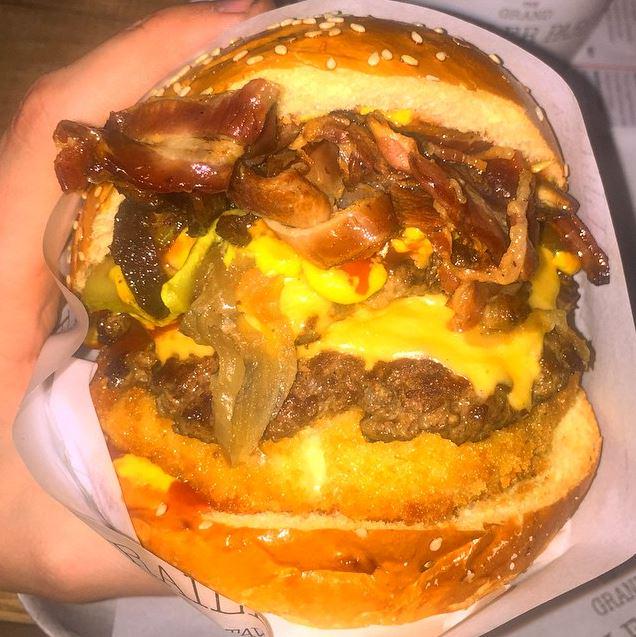 thefeedbag_'s tweet photo. Follow my food adventures on Instagram:
http://t.co/GRDtH4hzUr 
Give this a share! Intense burger from @GTrailerPark http://t.co/VPnod99FxH