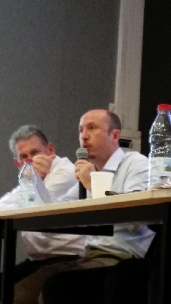 LA_FEDOM's tweet photo. Pour @DominiqueVienne #Lodeom 2 doit favoriser économie circulaire #Fedom #Consultation #ApresLodeom @CGPME_reunion http://t.co/fvVlTAwszR