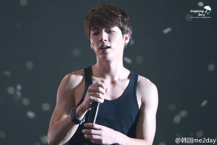 koispiritwalk's tweet photo. แผงอกของนัมอู 😻 http://t.co/BwBdMqKvTh