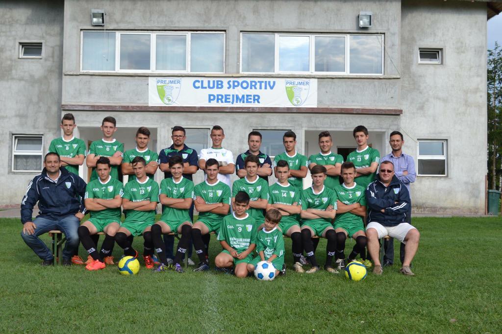 StPatsCollege's tweet photo. Lunca school in Prejmer with the strip send over by us, St Paul's Bessbrook, St Pats Lisburn and Tons Place..class! http://t.co/dujnlSg2K1