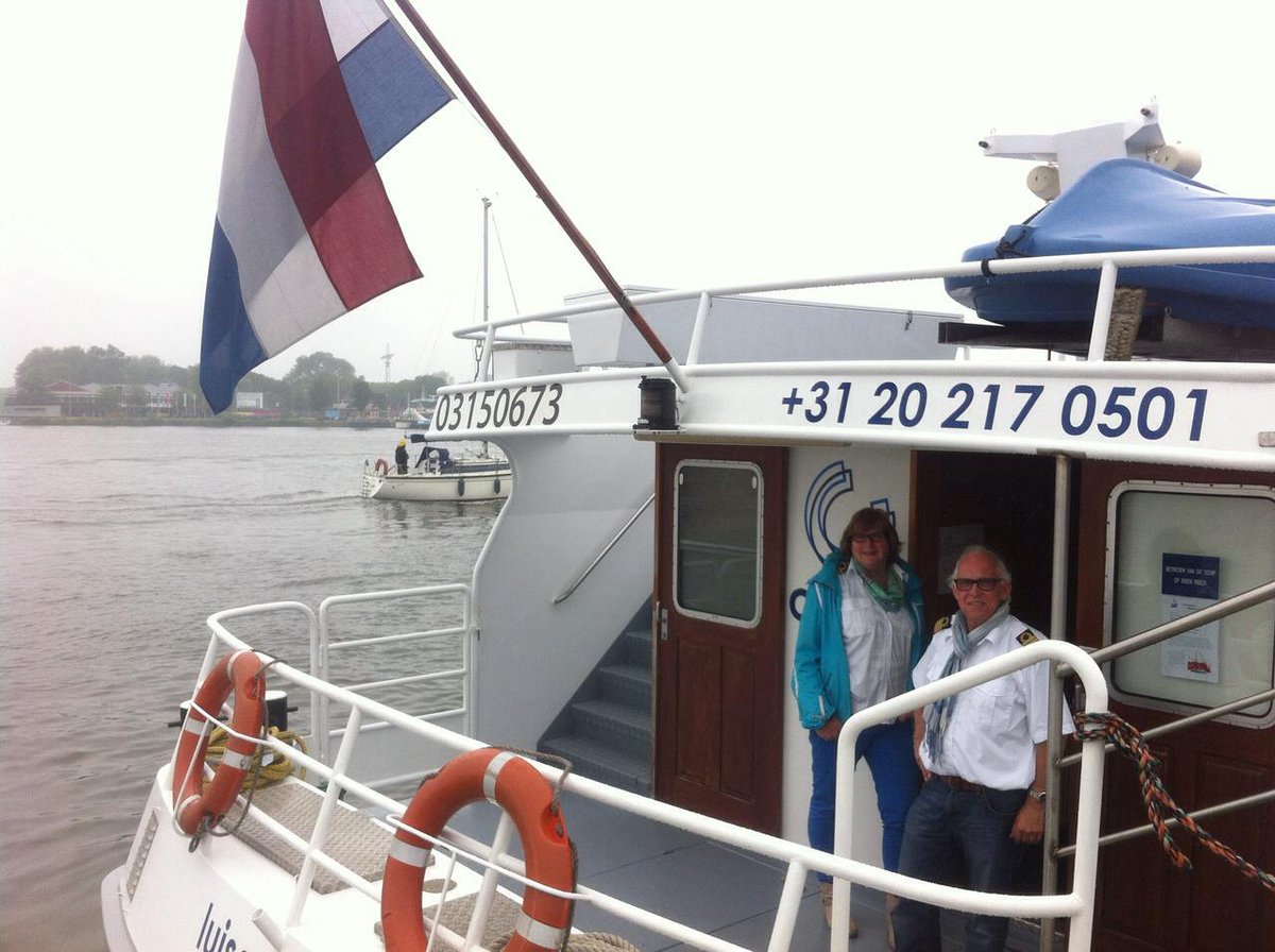 DvdAAmsterdam's tweet photo. Weer of geen weer, we staan voor je klaar. Er zijn nog boottickets te verkrijgen. http://t.co/f5NsHo2R1p