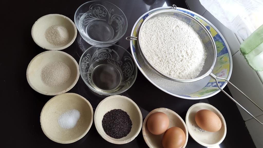 AKenyanGirl's tweet image. #SundayBakes: #TwistedBread 

Prep:
For the dough: instagram.com/p/4L4ZGALO6I/
#MkeNyumbani #Nomenoms