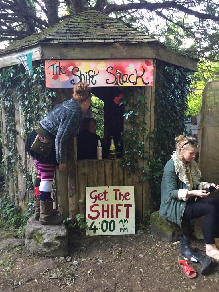 dailyedge's tweet photo. Spotted at @BodyandSoulIrl. "Two shifts please..." #GetTheShift http://t.co/cLWWKEZpTN