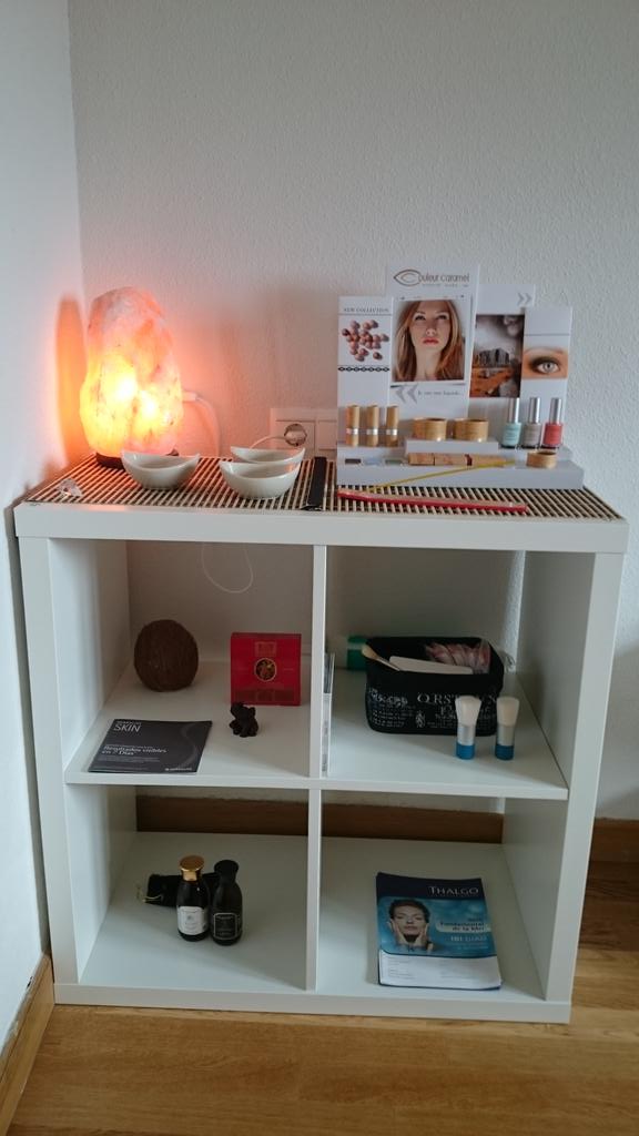 Swaha_Raquel's tweet photo. #Maquillaje Ecológico.
Ven a probarlo, y te enamoraras de los colores del verano. #ColeurCaramel http://t.co/M4twP0rjnr