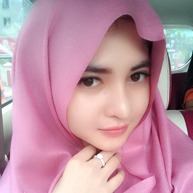 Alesan Kenapa Cowo Suka Banget Sama Cewe Yang Berhijab Alesan Kenapa Cowo Suka Banget Sama Cewe Yang Berhijab