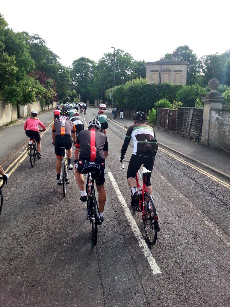 PhilthyRider's tweet photo. #RideOnAngus great turn out to pay our respects to @redangus1381 Thanks @VeloClubWalcot @SAScycleclub @AVC_Bath http://t.co/nQj7XKh3ts