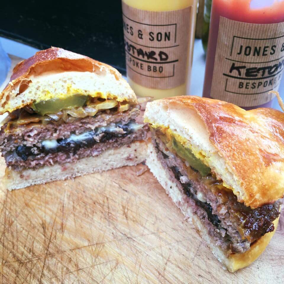 boxsmall_ed's tweet photo. Hungover? We've got 8 #streetfood stalls opening up now to soothe the pain #boxsmall #FathersDay #ThisIsEdinburgh http://t.co/gtFHm9o2vR