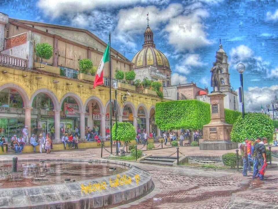 CayuMendez's tweet photo. Hola @taniarin saludos desde La Piedad que te parece esta foto http://t.co/DciAnRvEfA