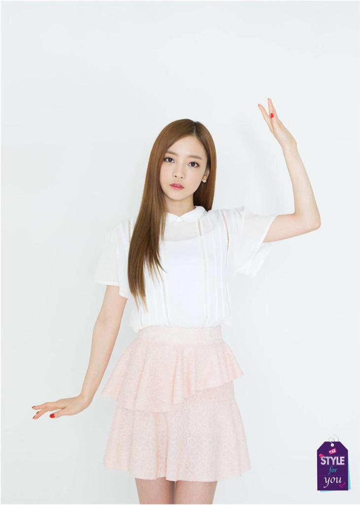 ghr_sjh's tweet photo. マネキンですか👯👯👯👯👯👯 http://t.co/zZCowvsdRZ