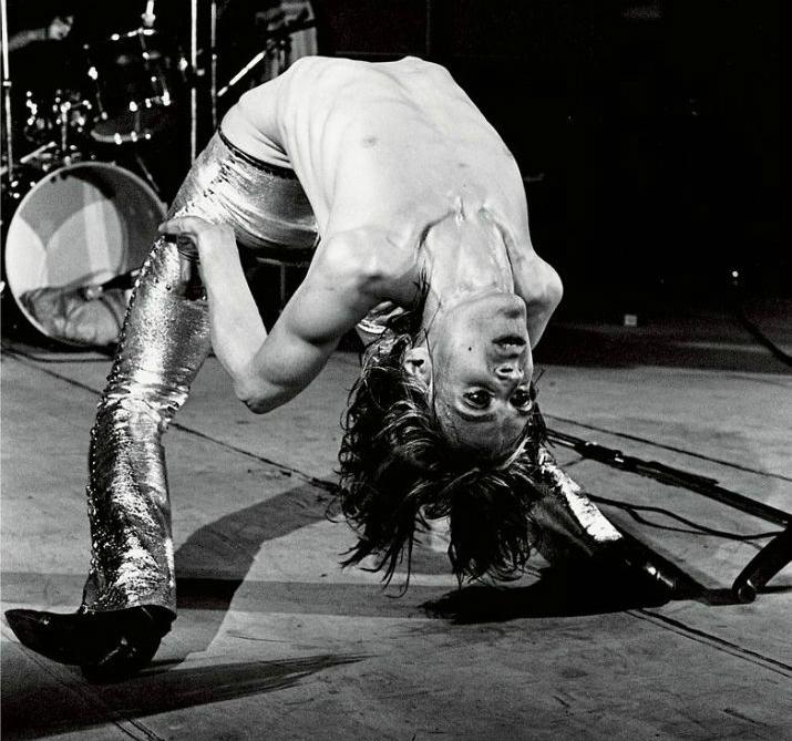 BBC6Music's tweet photo. It's Father's Day, Music Day, Int'l Yoga Day AND the longest day of the year!

Which one are you celebrating?? http://t.co/rlbA3Upz8o