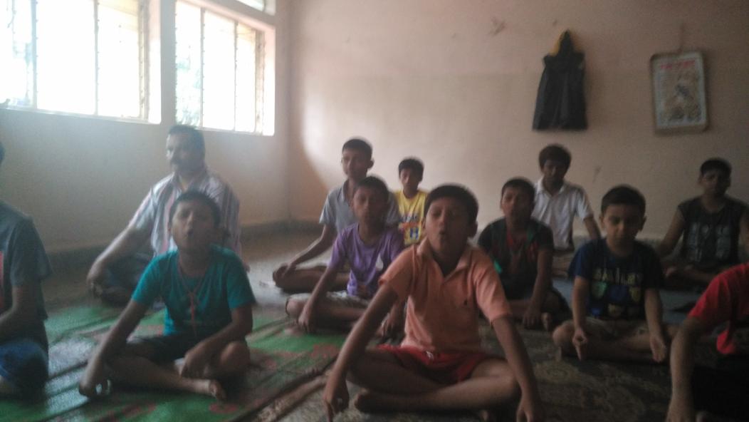 datshinde's tweet image. #InternationalDayofYoga
जय भवानी शाखाकी तरफसे योग जाग्रुति प्रयास। कोशिश यह हॆ की हर सप्ताह १ दिन योग संस्कार करेंगे।