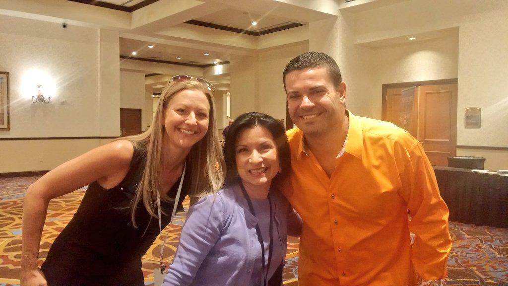 fourcornersfld's tweet photo. What an amazing weekend learning from & rubbing elbows with top network/internet marketing leaders! #nes6 http://t.co/85wGFPYasf