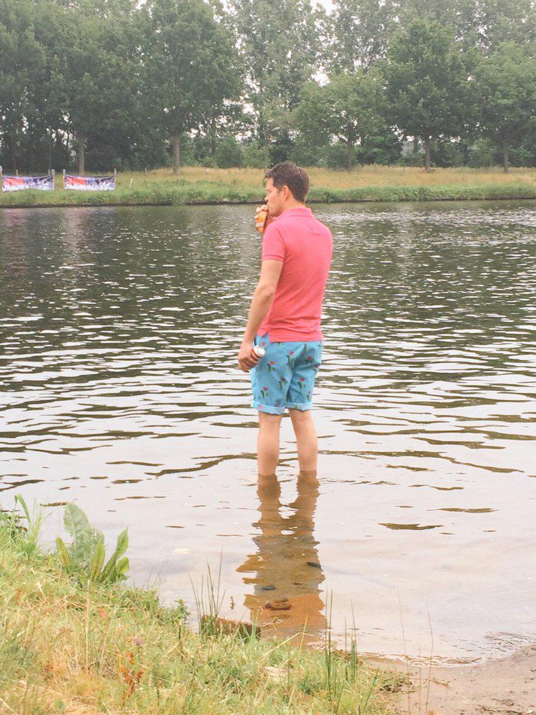 Ook vandaag heeft Gabe van <a href="/roeiradio/">roeiradio</a> er weer zin in! Helaas moeten we nog even wachten <a href="/ZRBwedstrijden/">ZRB Roeiwedstrijden</a> #zonnetje