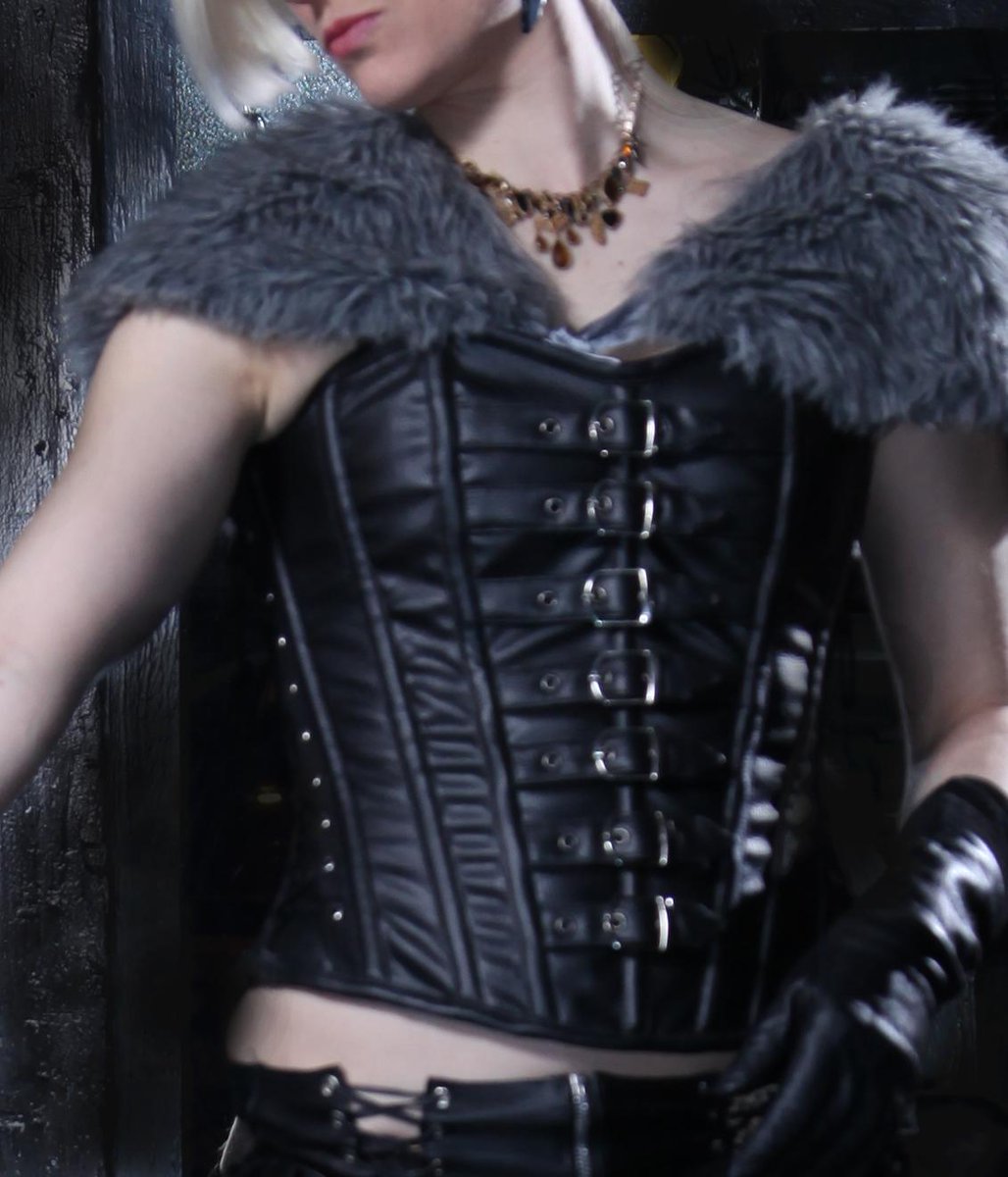 AdultSexFinders's tweet image. #UKMistress #LondonMistress #MilitaryFetish #scatMistress London adultsextracker.com/?ad_listing=co… @CommanderSophie