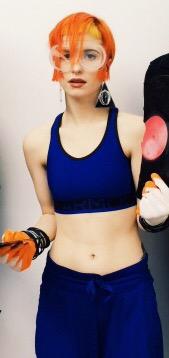 shutupsutton's tweet photo. I spent 10 years cropping this just so you could see my work out clothes http://t.co/dvcHYSeb8L