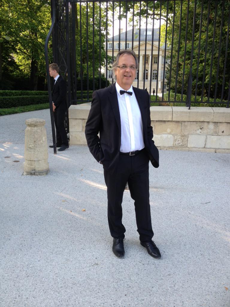 AndrewBlackwine's tweet photo. Unforgettable dinner at Château Margaux last Tuesday with 500 guests. Was it just a dream? http://t.co/WudvlaBTCw