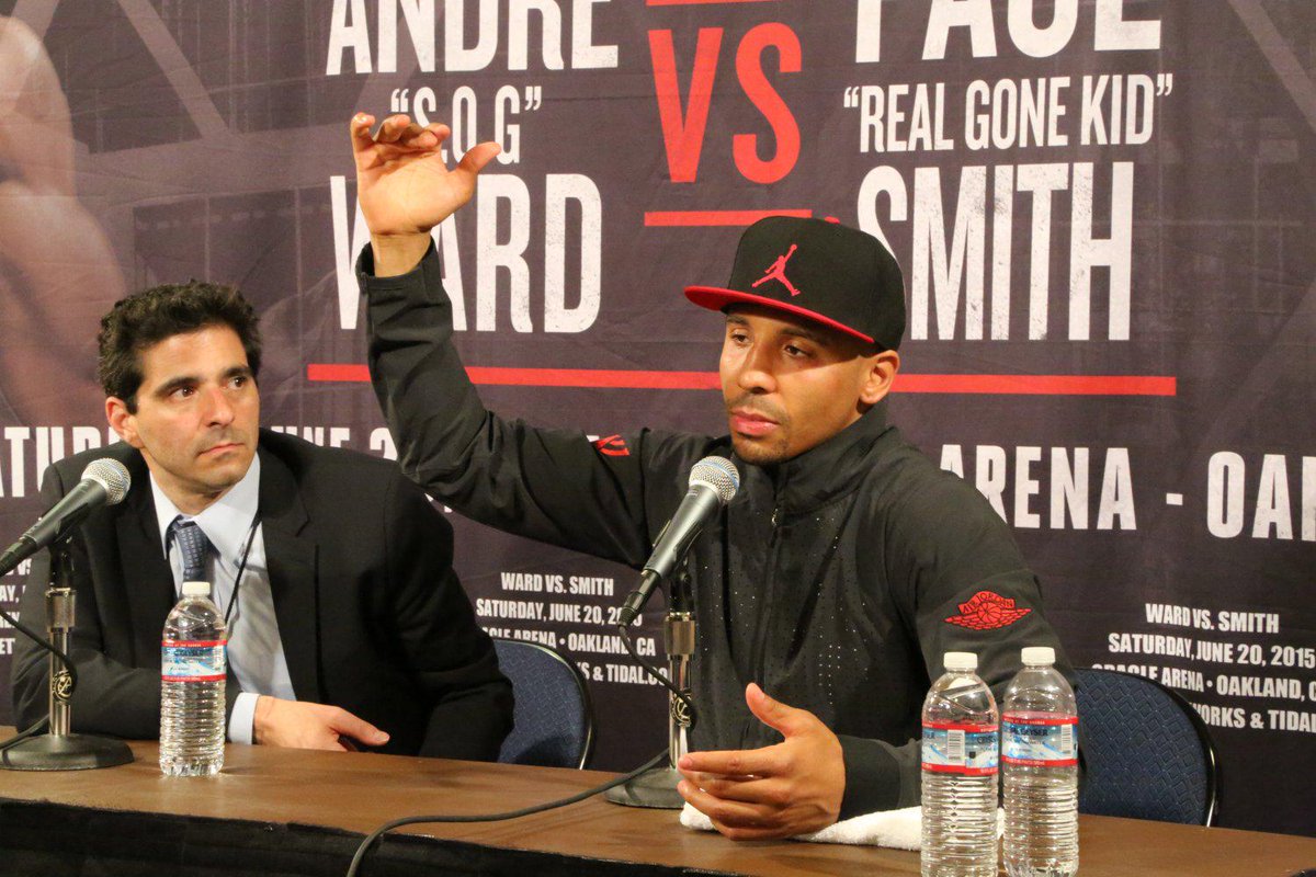 andresog's tweet photo. Our Round Notes for #WardVsSmith #RocNationSports http://t.co/t0qbD1Xi5g http://t.co/iZcpkKjSYO
