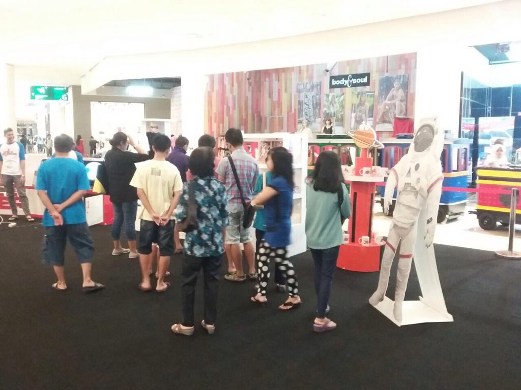 space_INA's tweet image. 