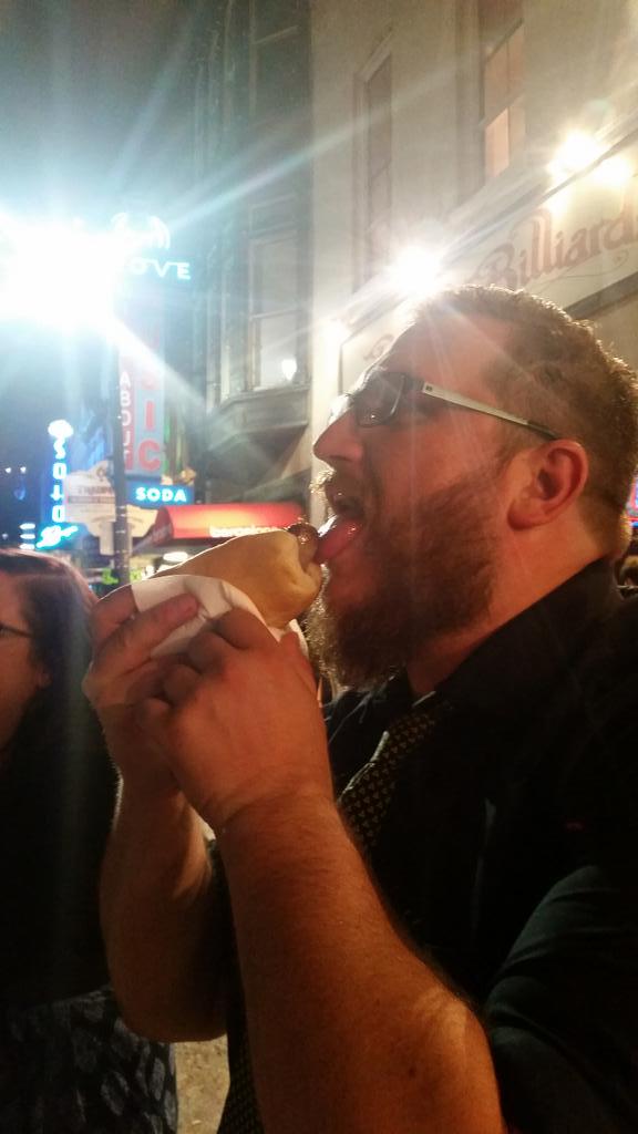 asasims's tweet photo. @steakmanly thinking about @Fullmetalkirito http://t.co/JKr8Fxr7yI